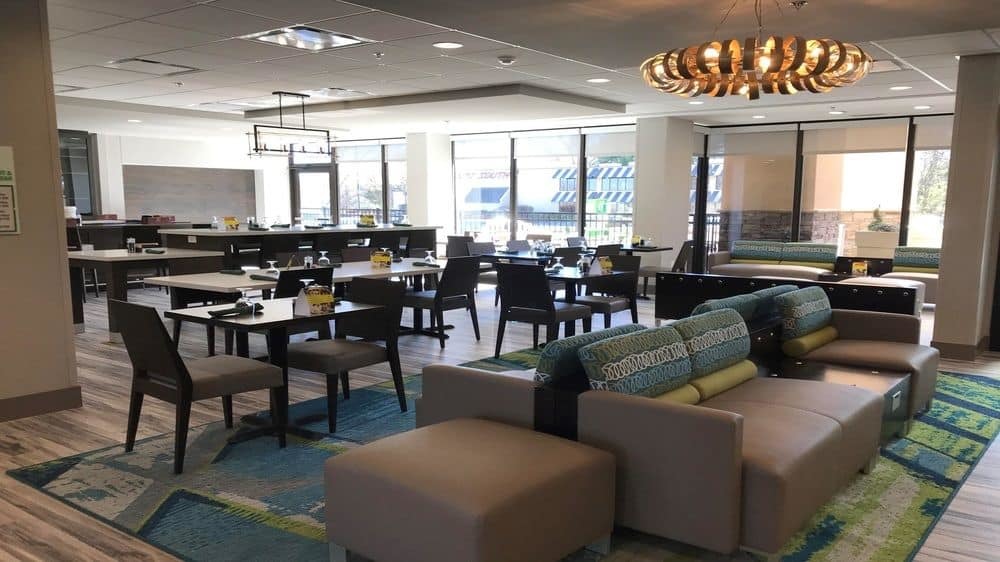 诺克斯维尔北米尔钱特大道假日酒店 諾克斯維爾 餐厅 照片